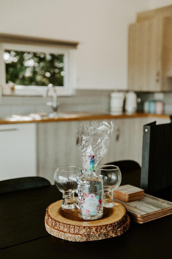 King Richard'S Luxury Lodge - Sleeps Up To 8 ,Dog Friendly ,Near Sherwood Forest At Fairview Farm In Nottingham Set In 88 Acres And Great For Groups,Family Gatherings,Corporate Events מראה חיצוני תמונה