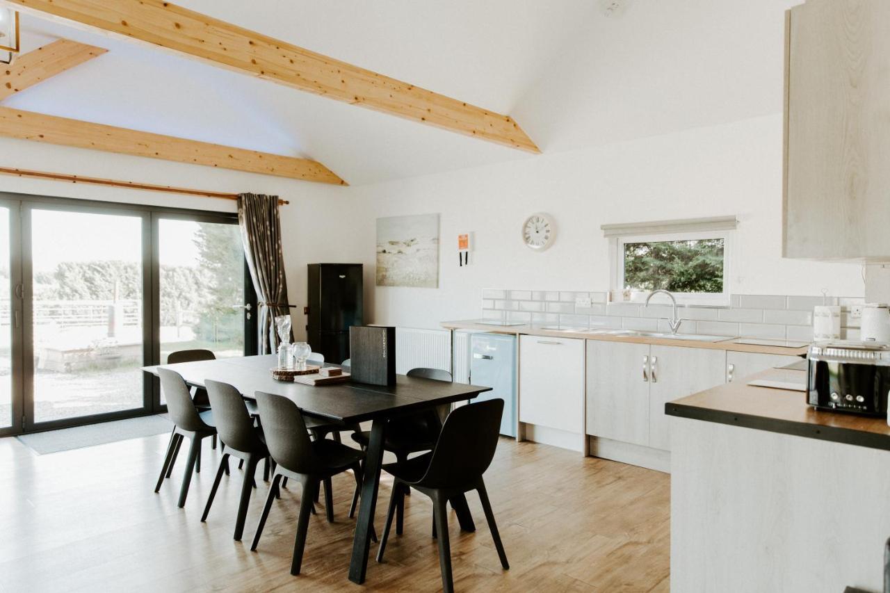 King Richard'S Luxury Lodge - Sleeps Up To 8 ,Dog Friendly ,Near Sherwood Forest At Fairview Farm In Nottingham Set In 88 Acres And Great For Groups,Family Gatherings,Corporate Events מראה חיצוני תמונה