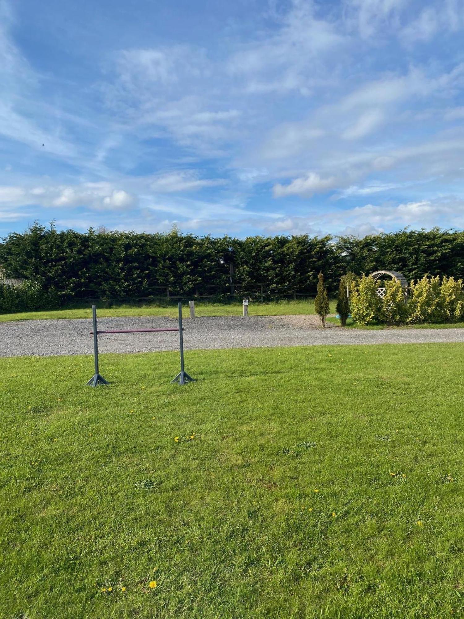 King Richard'S Luxury Lodge - Sleeps Up To 8 ,Dog Friendly ,Near Sherwood Forest At Fairview Farm In Nottingham Set In 88 Acres And Great For Groups,Family Gatherings,Corporate Events מראה חיצוני תמונה